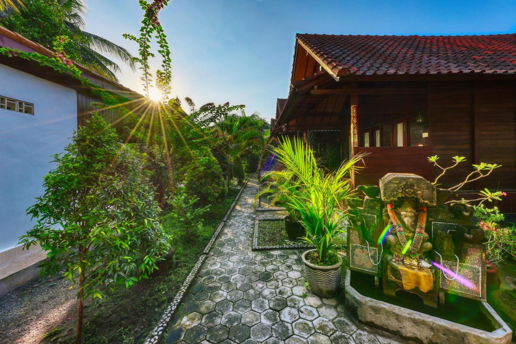 Asoka Bungalows Ped Eksteriør bilde